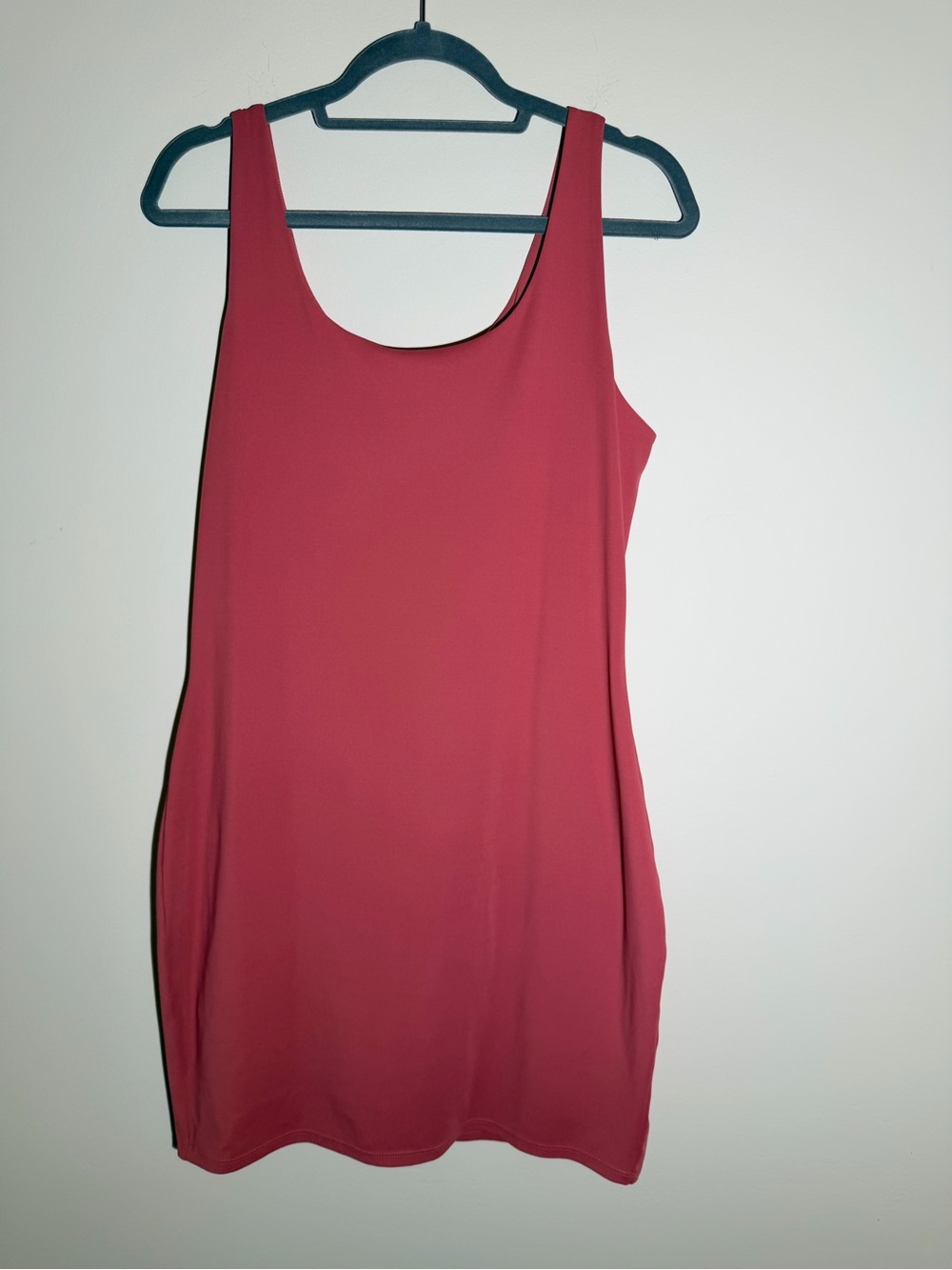 Express Body Contour Scoop Neck Dress in Rose Red
